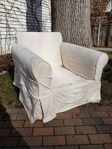 lot 55 image: Vintage Slip Cover Arm Chair