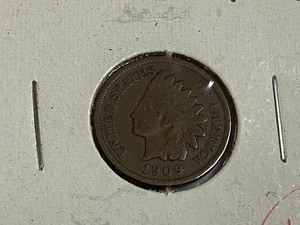 lot 15 image: 1909 Indian Head penny...
