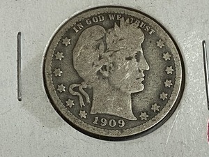 lot 17 image: 1909 Barber Quarter...