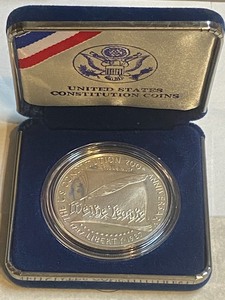 lot 34 image: 1987 United States Constitution com...