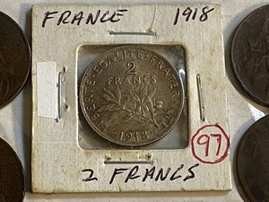 lot 97 image: France silver 1918 2-Francs plus (...