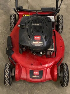 lot 10 image: Toro 21 Lawn Mower