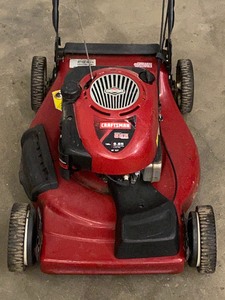 lot 11 image: Craftsman 21 Lawn Mower