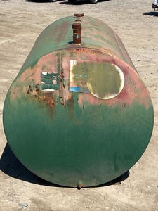 lot 10 image: Commercial Bulk-Fuel Tank