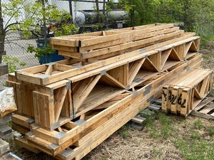 lot 7 image: Lot Of New Floor Truss