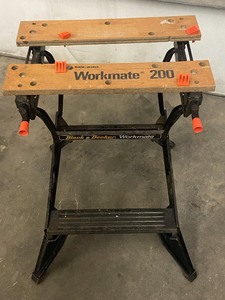 lot 25 image: Black & Decker Workmate 200 Work Table
