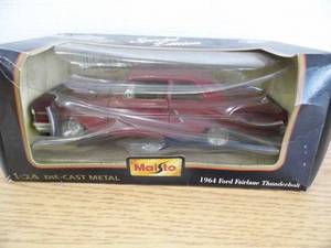 Maisto 1964 Ford Fairlane