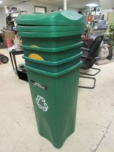 RUBBERMAID SQUARE RECYCLE BINS WITH BOTTLE & CAN RECYCLE LIDS