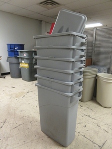 RUBBERMAID SLIM JIM WASTE CONTAINERS WITH HANDLES AND LOCKING LID