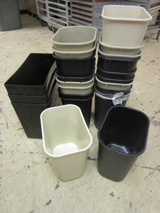 3.5 GALLON WASTE CONTAINERS, RUBBERMAID AND NEWELL BRANDS
