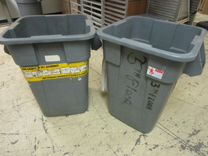 RUBBERMAID 50-GALLON WASTE CONTAINERS
