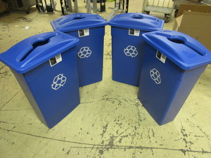 TOUGH GUY RECYCLE BINS WITH LIDS - NEW