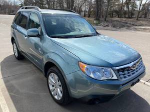 lot 12 image: 2011 Subaru Forrester AWD 2.5X Premium