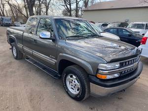 lot 13 image: 2000 Chevrolet Silverado 1500 LT 4x4