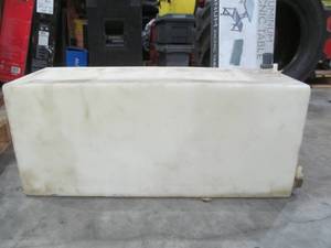 lot 3 image: poly tank