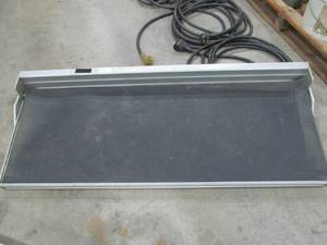 lot 18 image: Arrow Aluminum trailer work bench