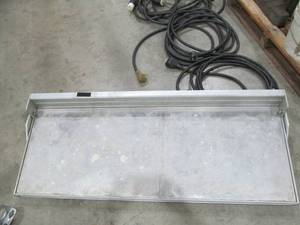 lot 19 image: Arrow Aluminum trailer work bench