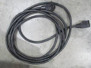 lot 21 image: Extension cord