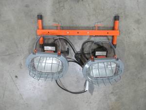 lot 40 image: HDX portable work light