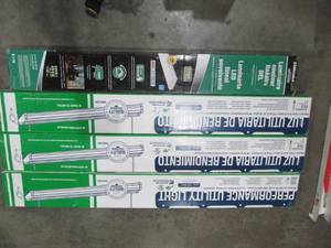 lot 45 image: Performance utility lights