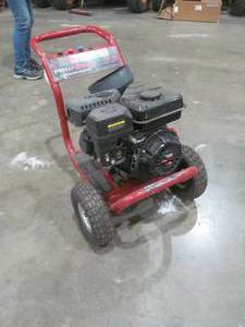 lot 52 image: Pro force power washer