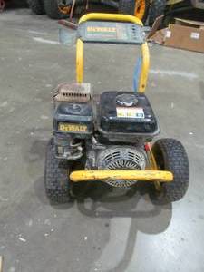 lot 54 image: Dewalt power washer