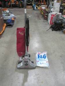 lot 61 image: Royal Everlast vacuum