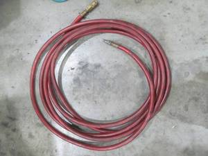 lot 84 image: air hose