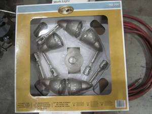 lot 86 image: Hampton Bay flexible line Voltage truck light kit