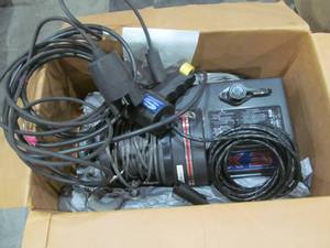 lot 94 image: super winch