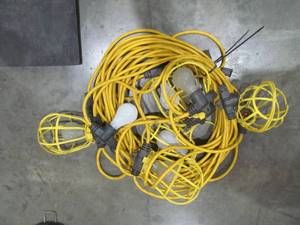 lot 98 image: string series light extension cord