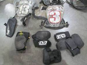 lot 136 image: Mechanix wear