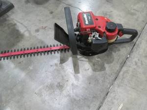 lot 140 image: Homelite hedge trimmer