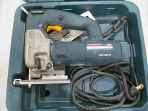 lot 203 image: Bosch jig saw