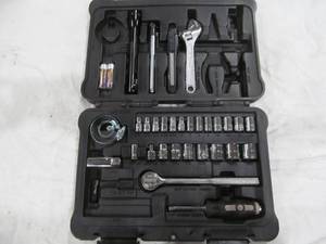 lot 286 image: socket set