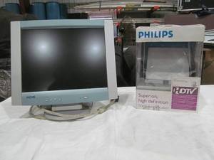 lot 389 image: Philps HTV amp