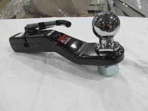 lot 404 image: Curt ball mount hitch