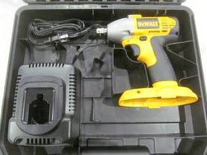 lot 435 image: Dewalt tool