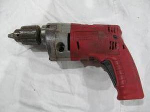 lot 241 image: Milwaukee hole shooter