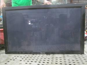 lot 332 image: Pioneer plasma TV