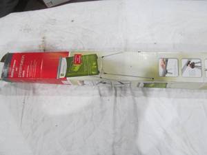 lot 338 image: Office Depot presentation easel
