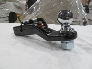 lot 400 image: Curt ball mount hitch