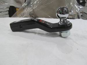 lot 401 image: Curt ball mount hitch