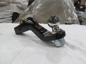 lot 403 image: Curt ball mount hitch