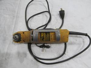 lot 432 image: Dewalt tool