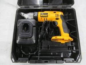 lot 434 image: Dewalt tool