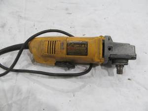 lot 447 image: Dewalt tool