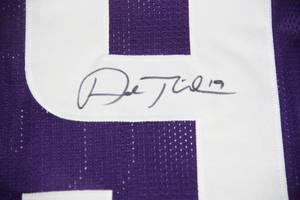 lot 4 image: Minnesota Vikings Jersey Adam Thielen Auto TSE COA