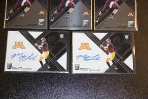 lot 101 image: Mitch Leidner 2017 Elite Auto and Base Rookie Lot  8 Cards