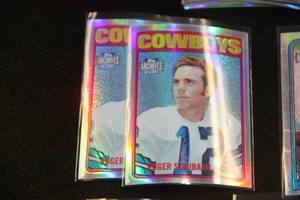 lot 105 image: 2001 Topps Archives Football Refractor Reprint Lot  40 Cards